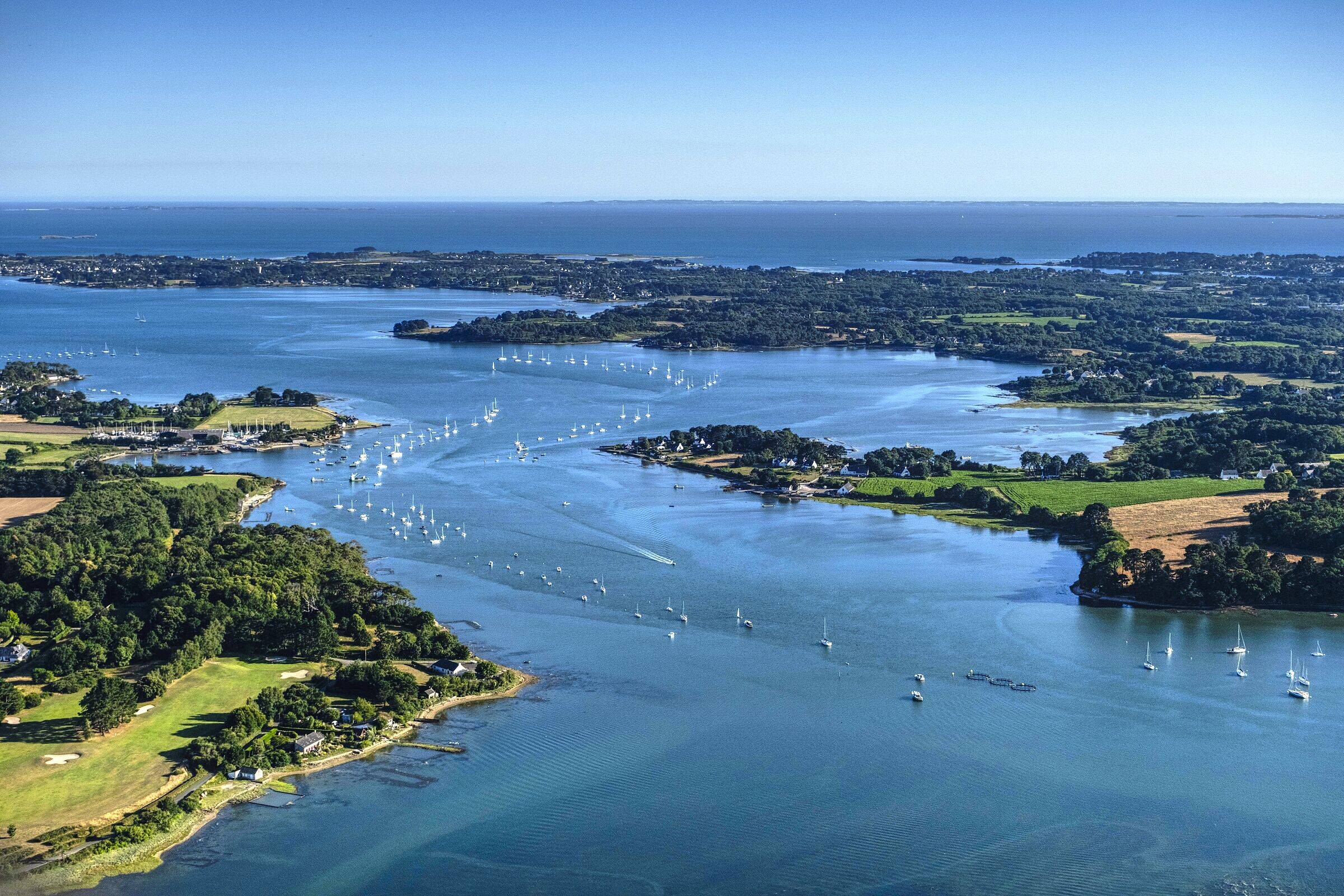 Le Golfe du Morbihan et ses îles, vue aérienne