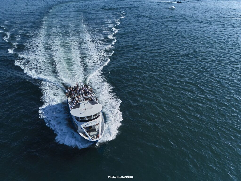 Le sillage du Kerpenhir sur le Golfe du Morbihan